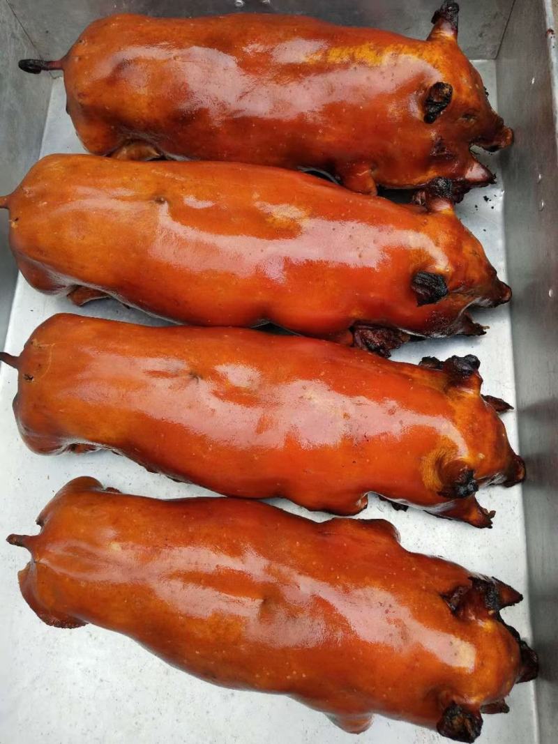 鲜冻乳猪，半成品，成品烧乳猪