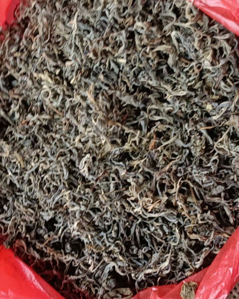 老鹰茶野生，货源来自贵州省遵义市绥阳县太白镇，质量保证。