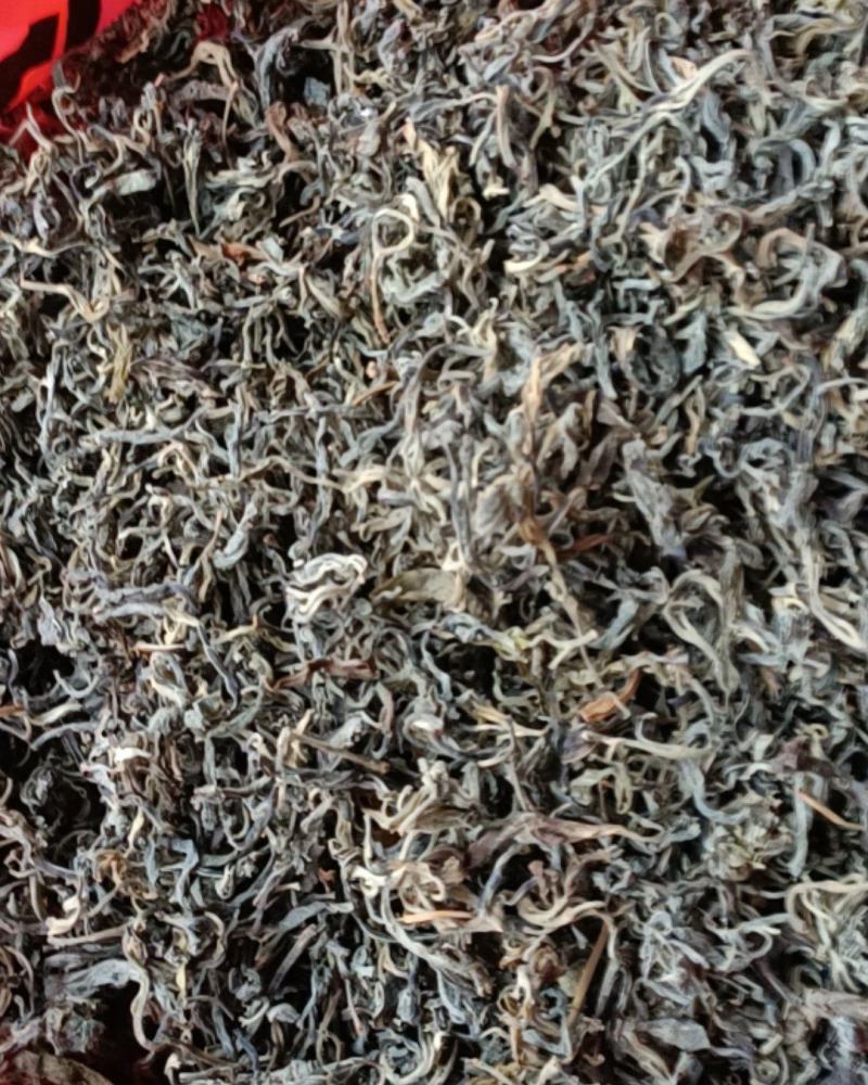 老鹰茶野生，货源来自贵州省遵义市绥阳县太白镇，质量保证。
