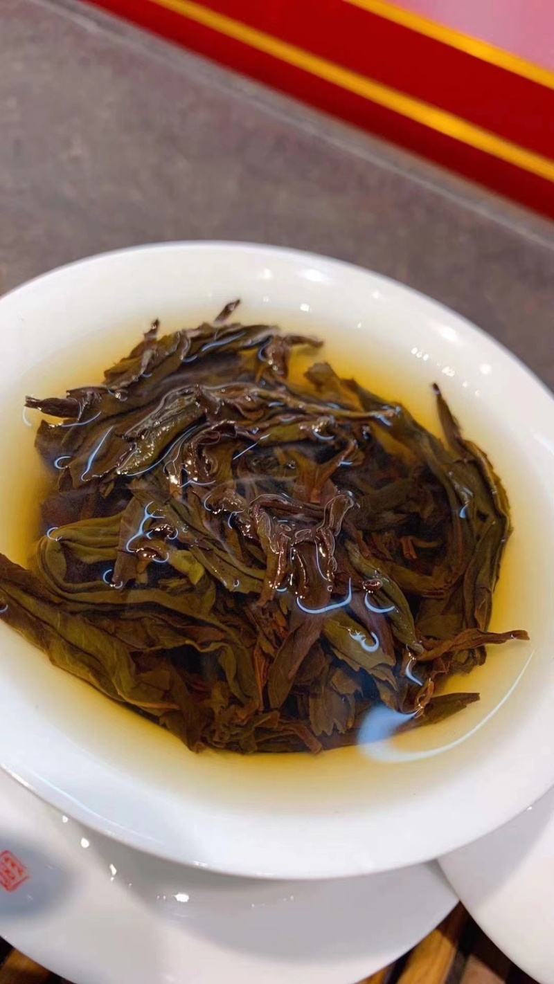 大红袍肉桂茶叶新茶浓香型乌龙茶高档礼盒装
