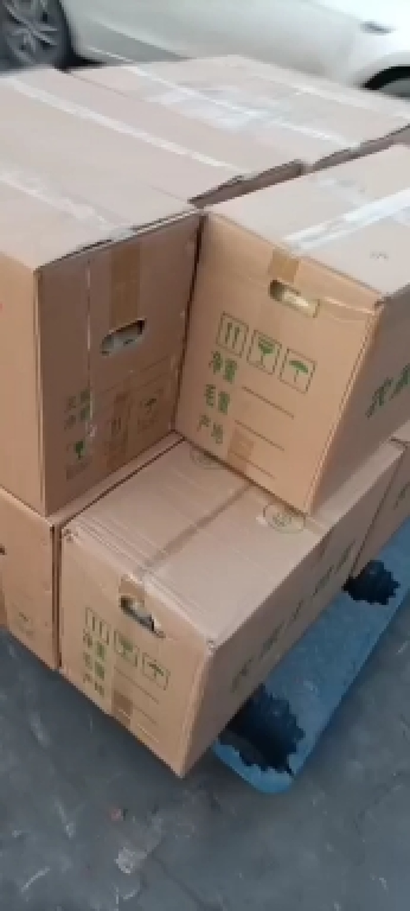精品土鸡蛋双色零售批发量大优惠欢迎老板订购