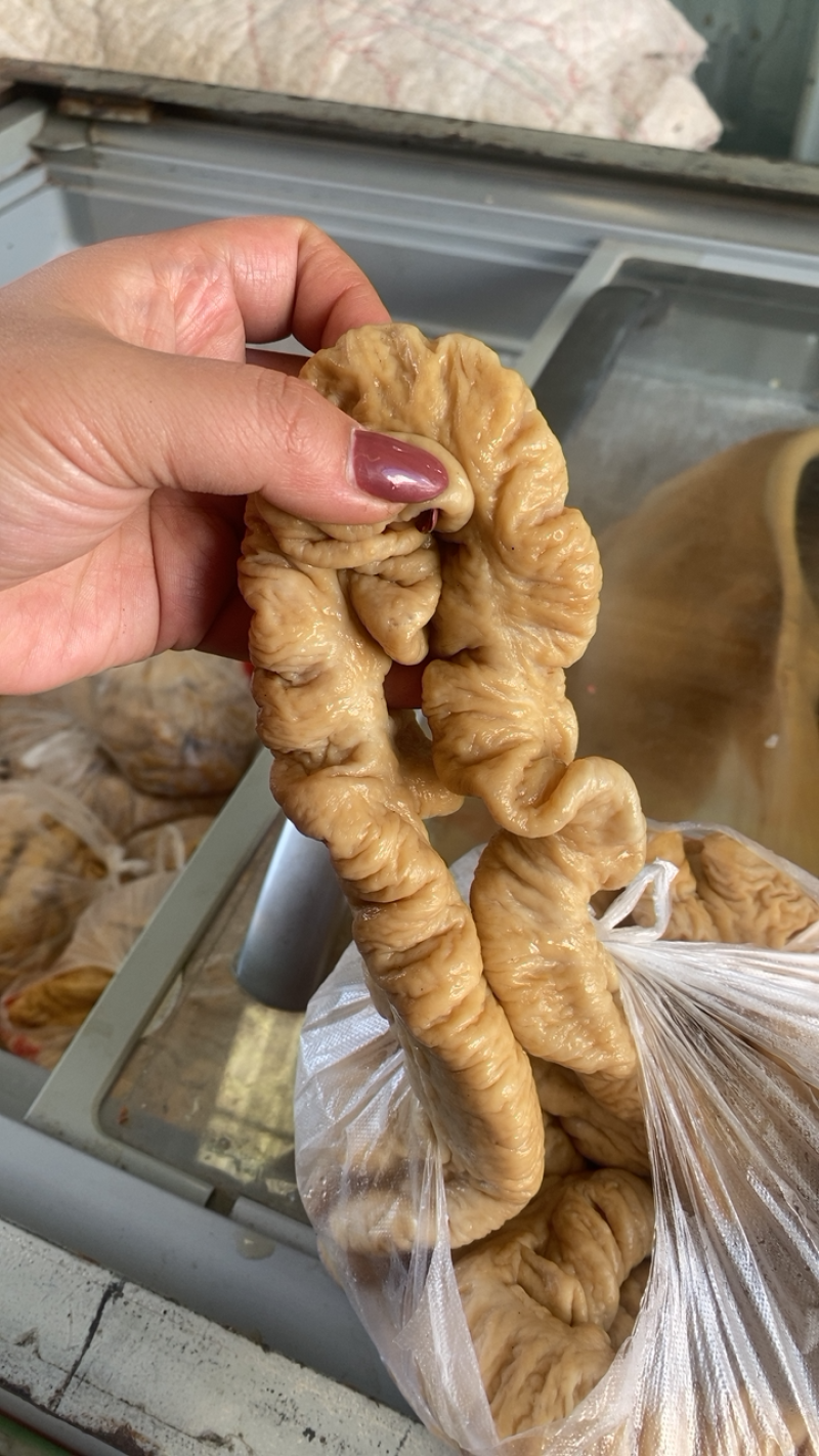 肥肠，焯水的，手可掐断，一包两斤，支持样品