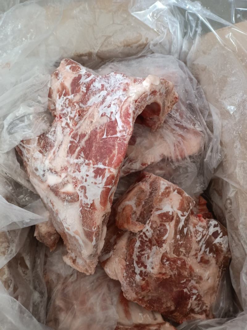 国产肥猪去颈去翅前排，鲜度高！质量好，实图拍照
