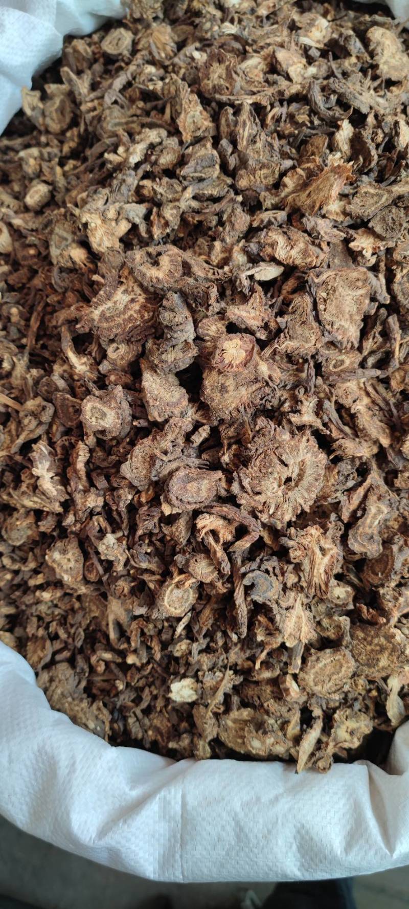 羌活各种规格新货大货批发各种中药材