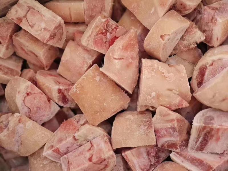 全蹄切块…新鲜肉多，量大从优，带筋蹄切块，大小合适质量棒