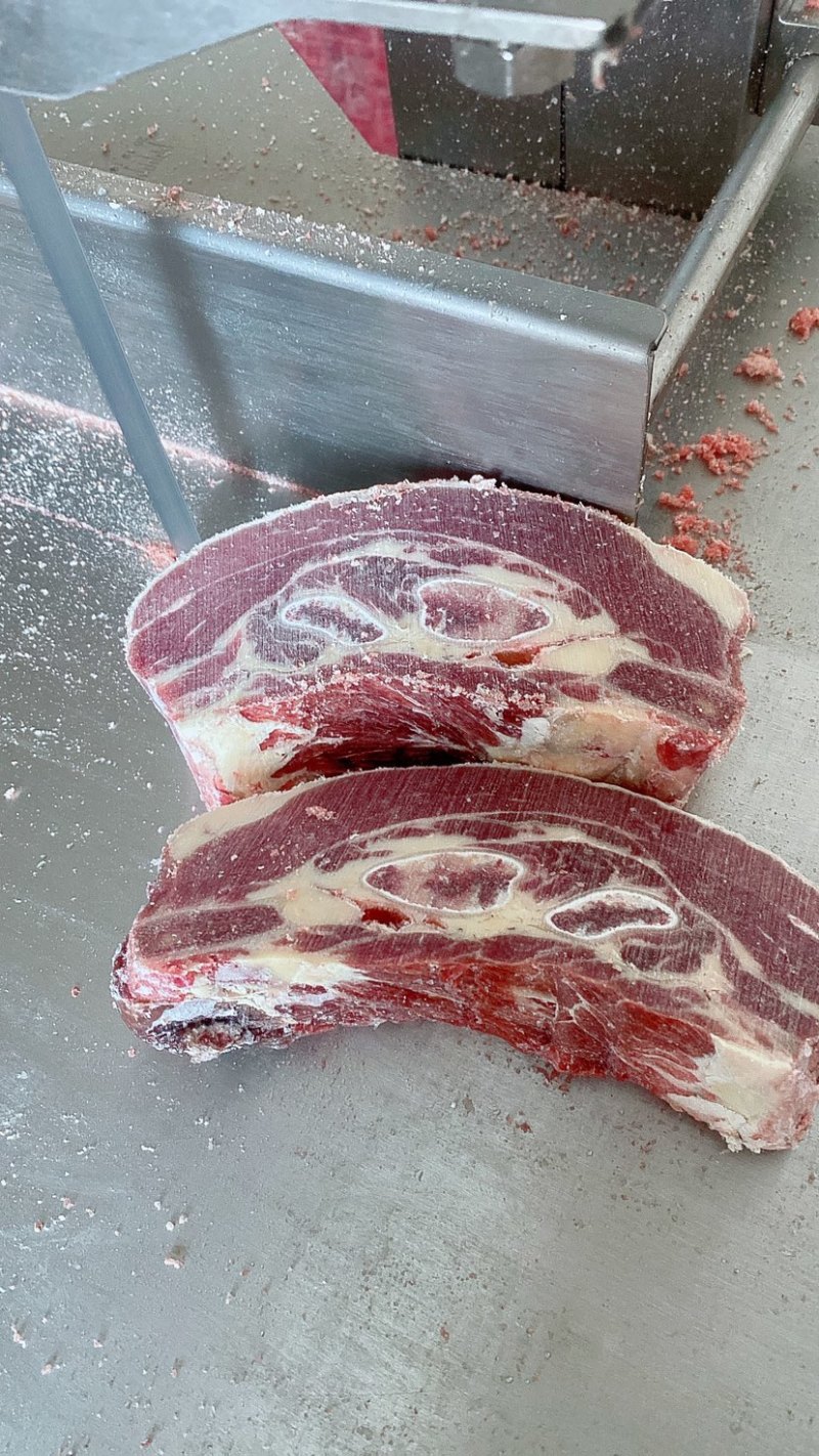满肉牛寸排，瘦而不柴，油而不腻，满满的都是肉！