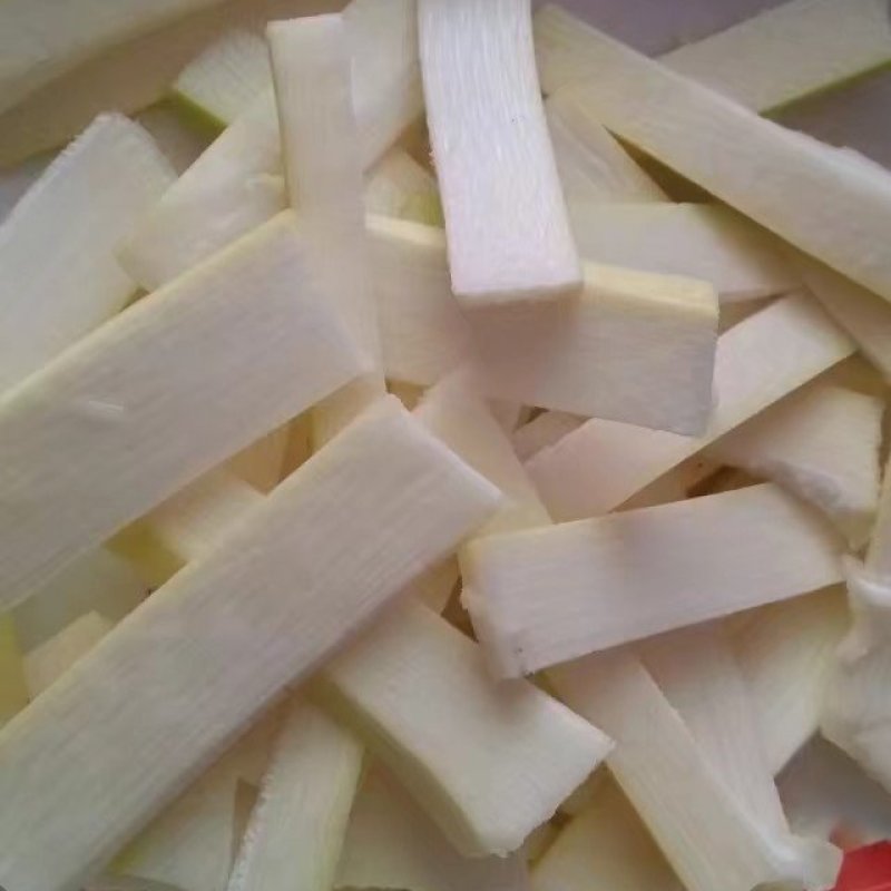 广东省英德市西牛镇老坛酸笋，老坛酸笋，酸笋