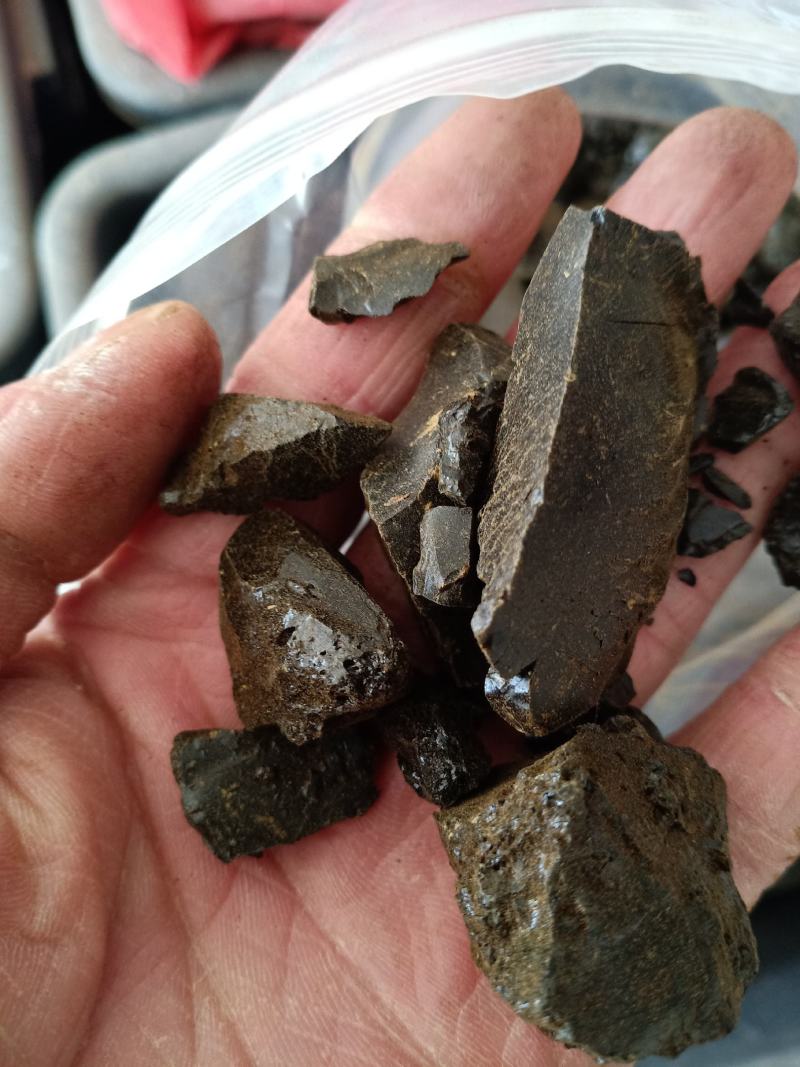 儿茶，中药材进口儿茶，国产儿产质量保证欢迎咨询选购！