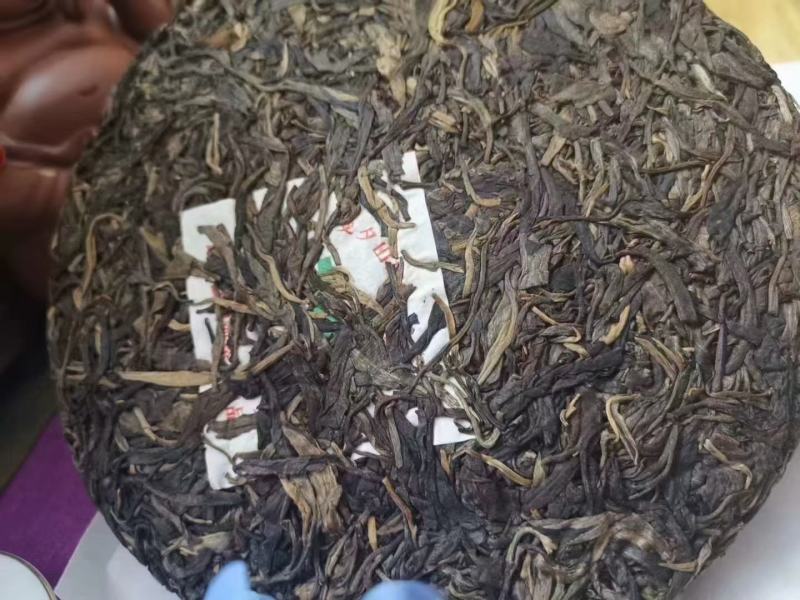 2005年曼夕山野生大树茶特级品福海茶厂出品
