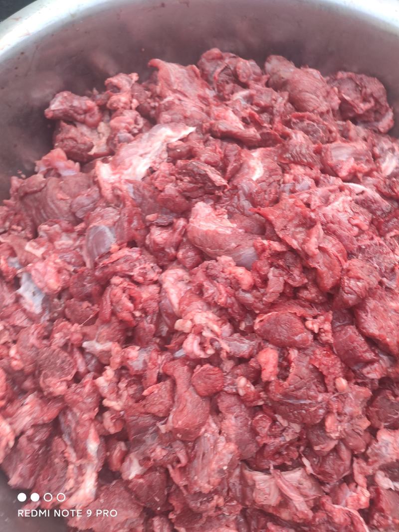 纯干牛碎肉，肉块，干净无油无水