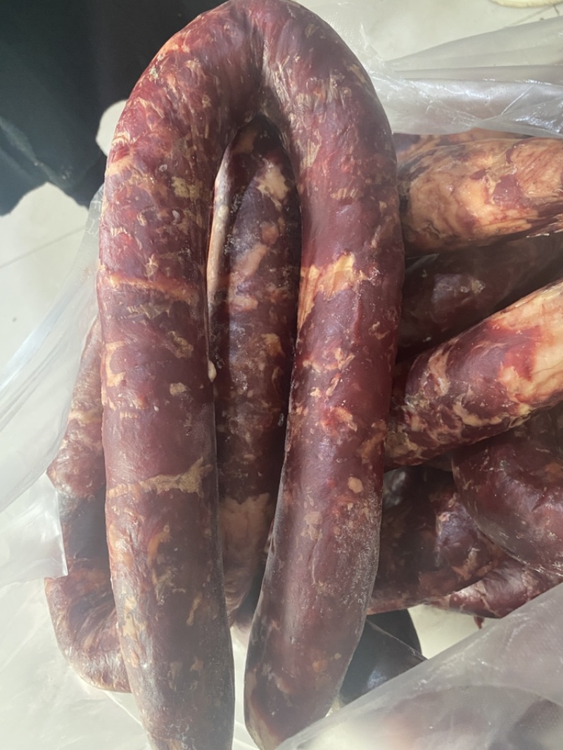 熏马肠，纯马肉块灌制，可发全国，一手货源