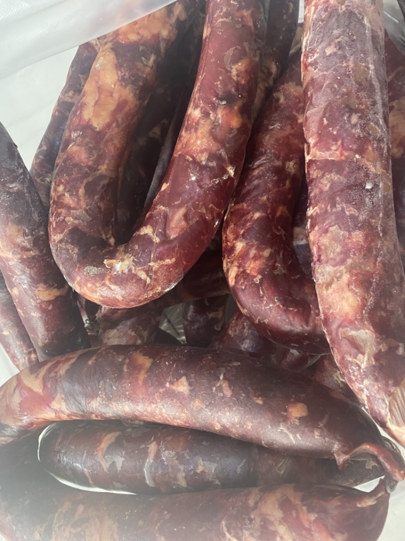 熏马肠，纯马肉块灌制，可发全国，一手货源