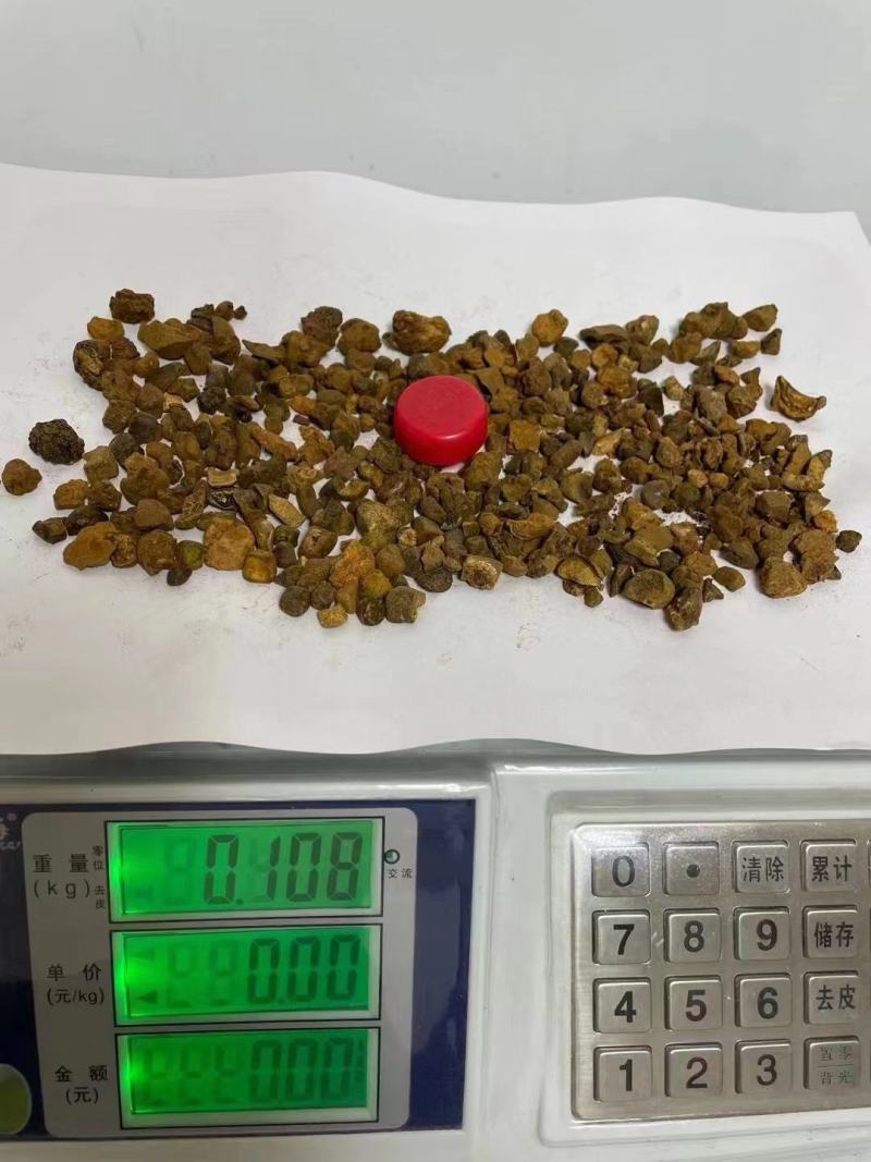 天然牛黄有要的老板联系我现货一斤多