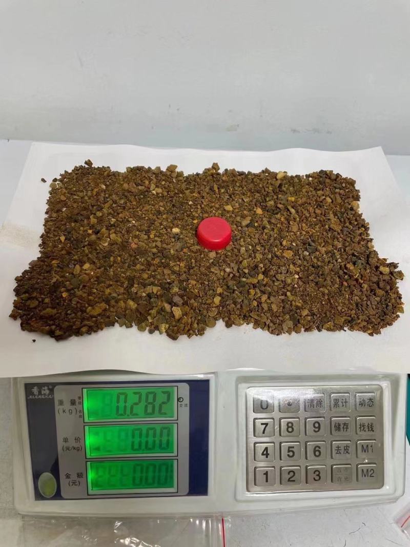 天然牛黄有要的老板联系我现货一斤多