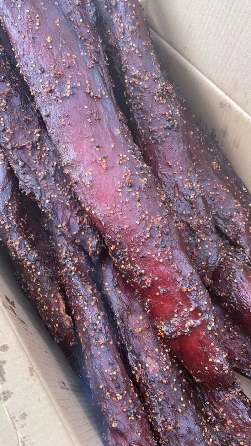 里脊麻辣大块肉，麻辣大块牛肉，麻辣五香两个口味