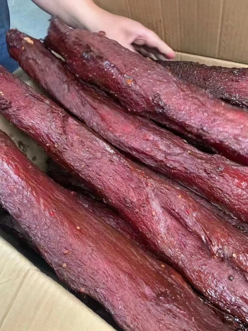里脊麻辣大块肉，麻辣大块牛肉，麻辣五香两个口味