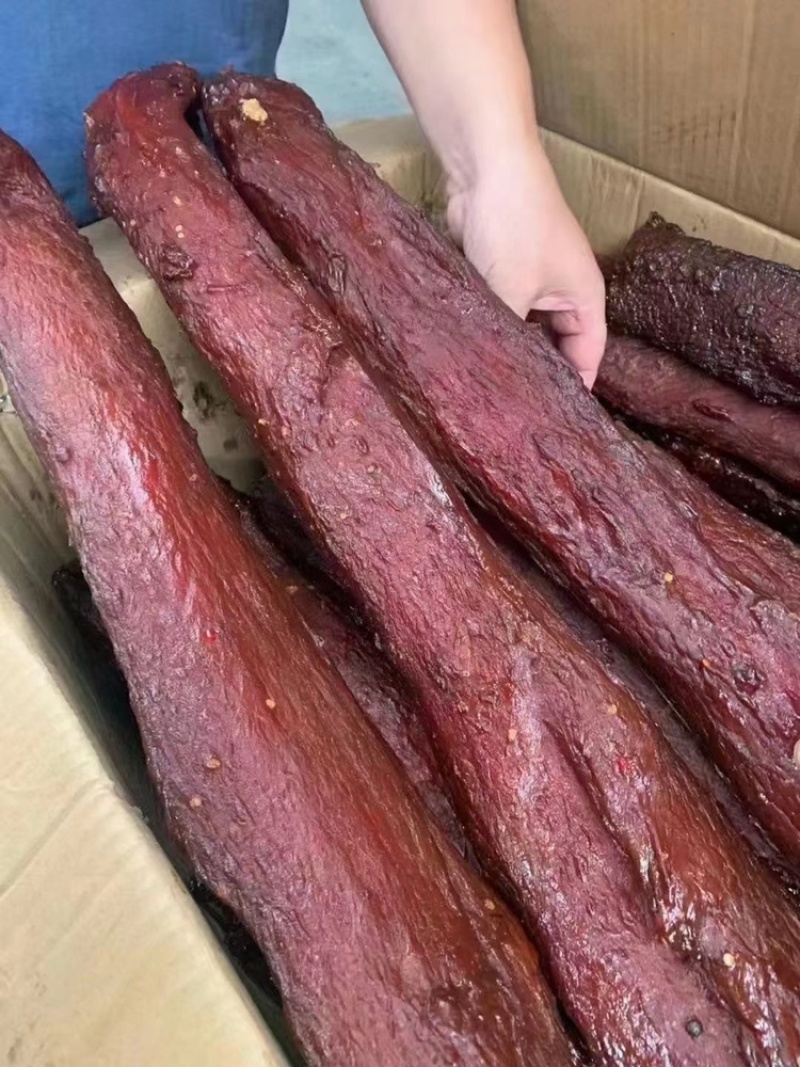 里脊麻辣大块肉，麻辣大块牛肉，麻辣五香两个口味