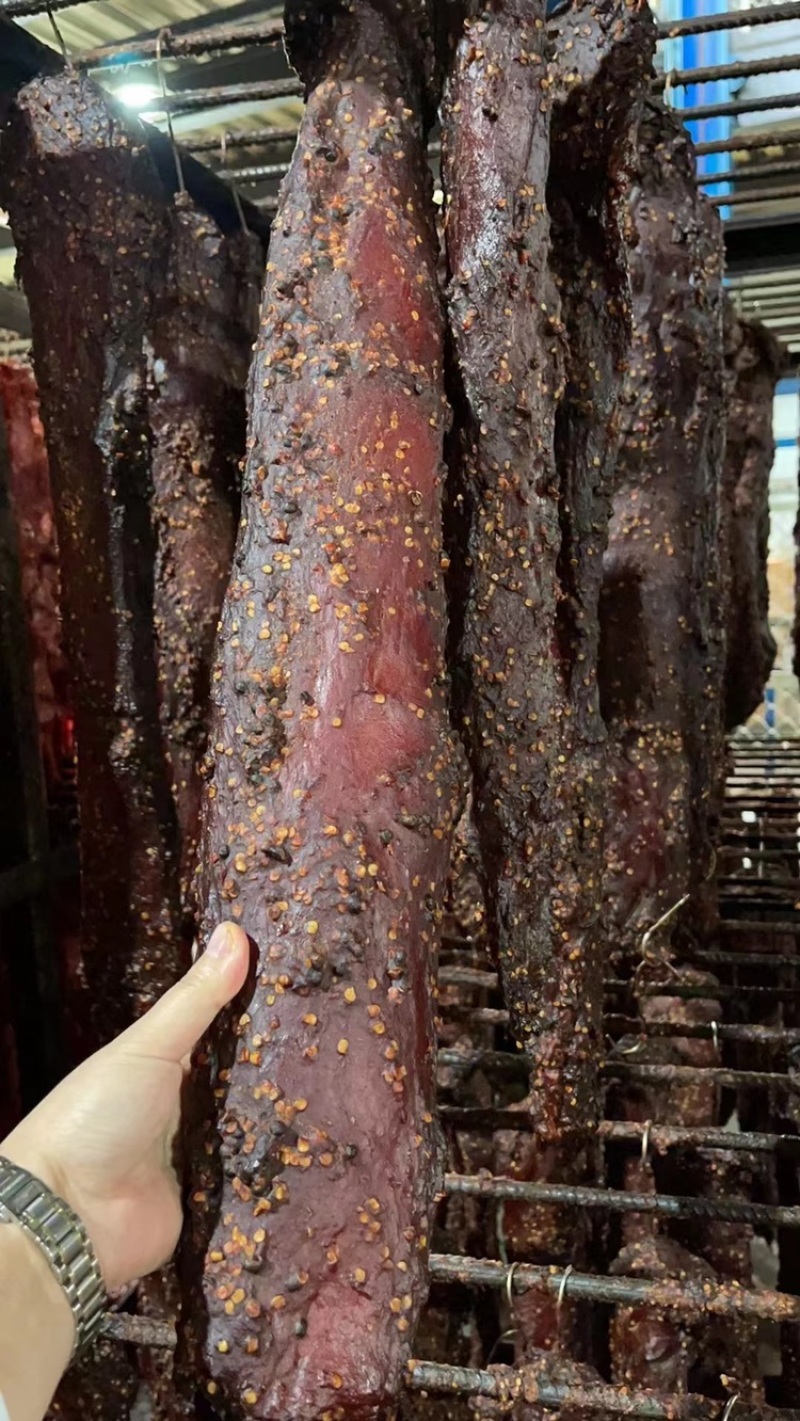 里脊麻辣大块肉，麻辣大块牛肉，麻辣五香两个口味