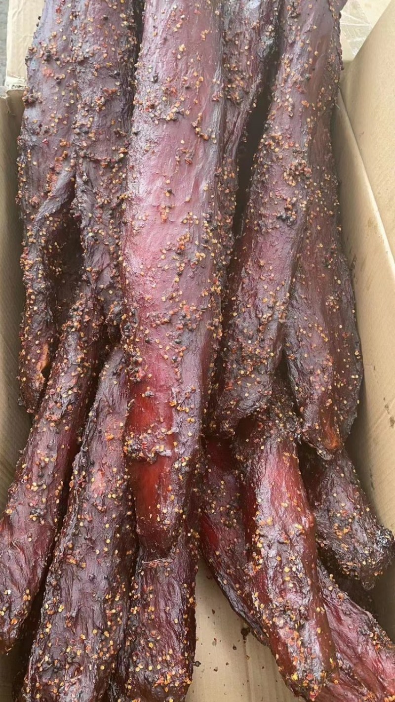 里脊麻辣大块肉，麻辣大块牛肉，麻辣五香两个口味
