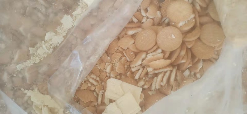 饼干下脚料，饲料原料干爽耐保存