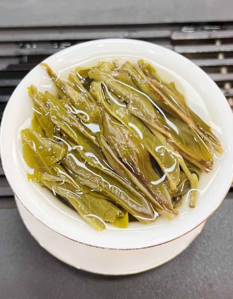 新品冰岛十分甜古树龄500年冰岛普洱生茶，口感香甜，回甘