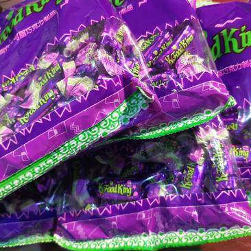 厂家大量销售紫皮糖，一袋500克，一件20包。过年必备品