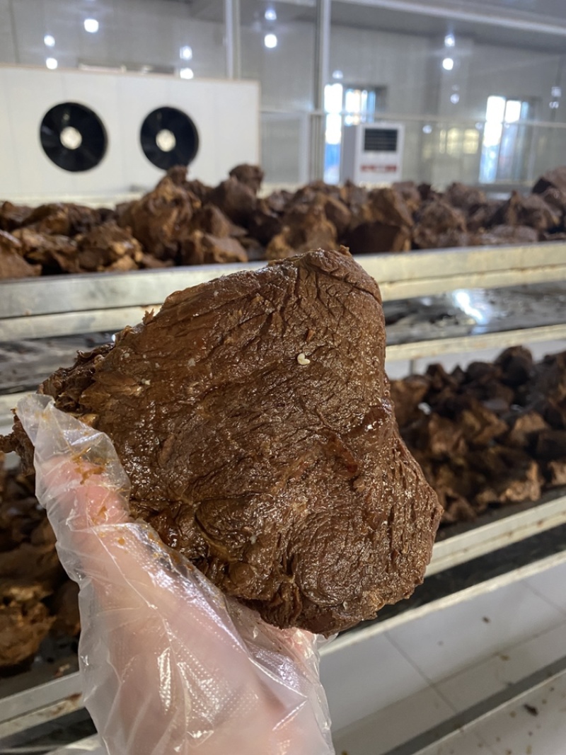 酱香牛肉，出锅空调屋晾好打包，发全国，冷链运输