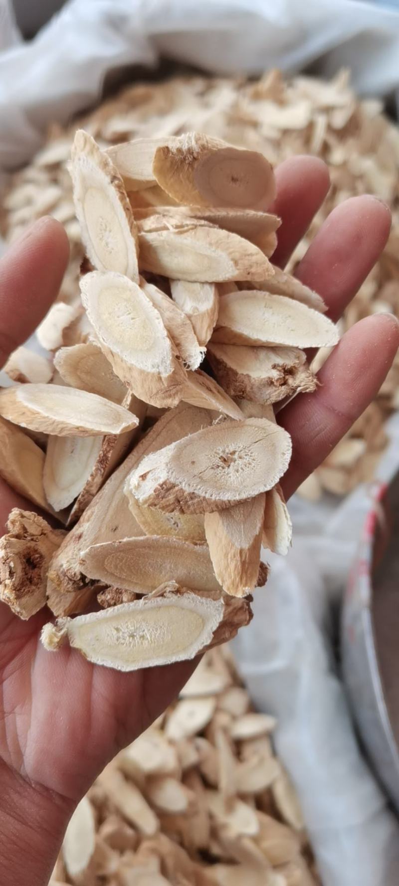 黄芪黄芪片各种香辛料中药材批发保质保量