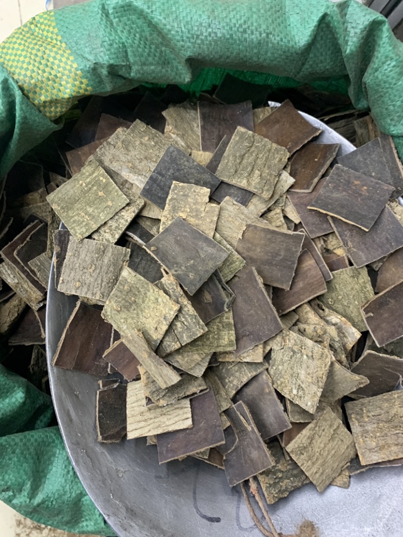 杜仲皮杜仲皮一公斤起批正品保证