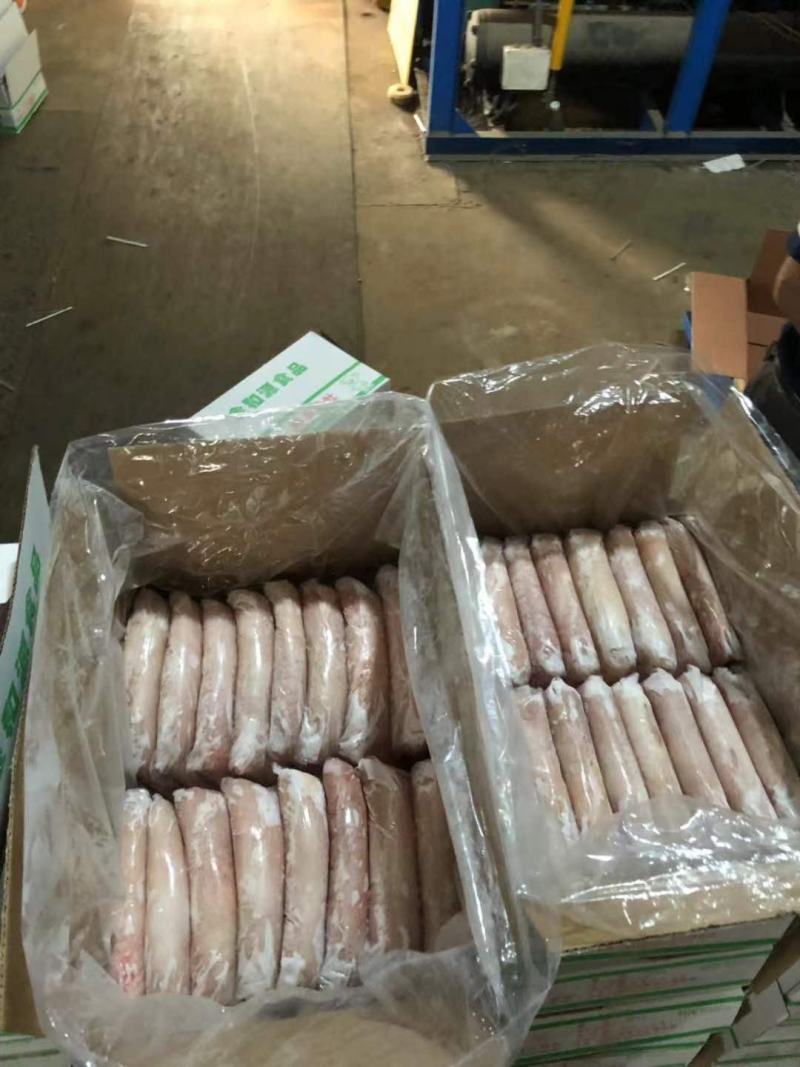 国产肥猪肚，标准肚，带肚头，自然水分，大量有货！欢迎订购