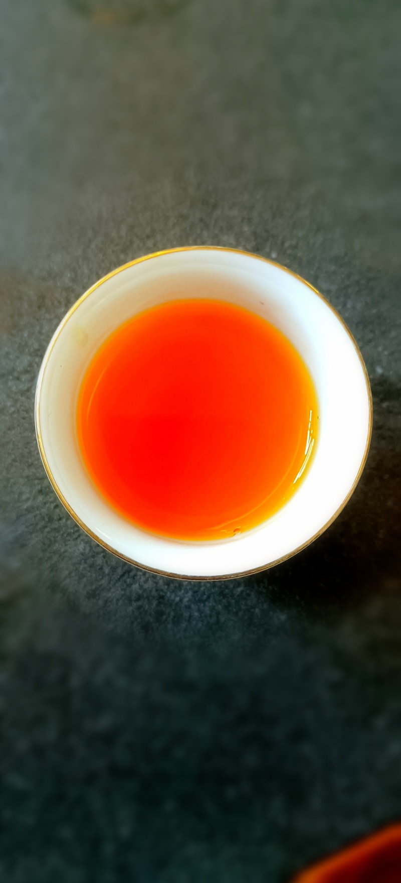 年底大馈赠红茶批发，一件3200元。50斤装