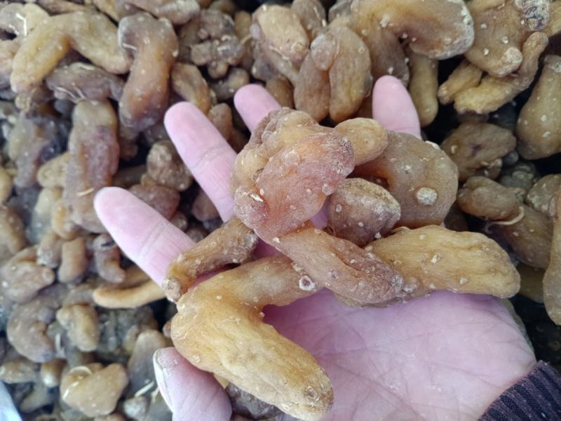 黄精，中药材鸡头黄精选个片质量保证欢迎咨询选购！