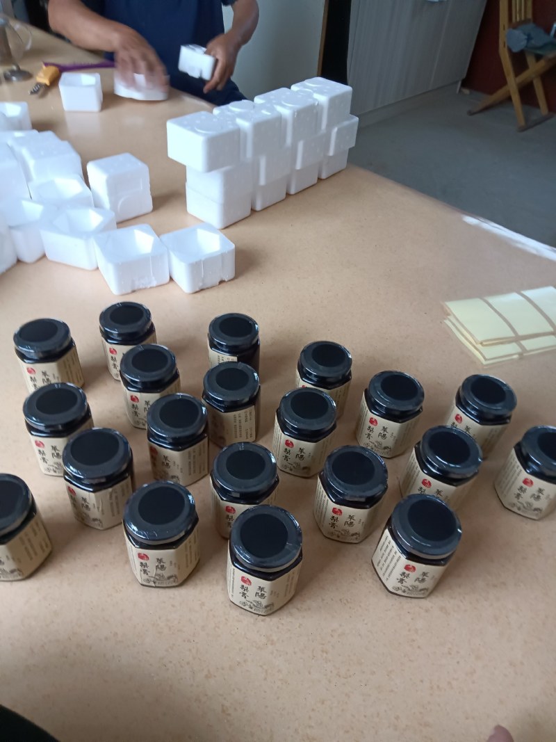 纯正宗莱阳慈梨膏(自家果园)纯手工熬制，想要的朋友约起