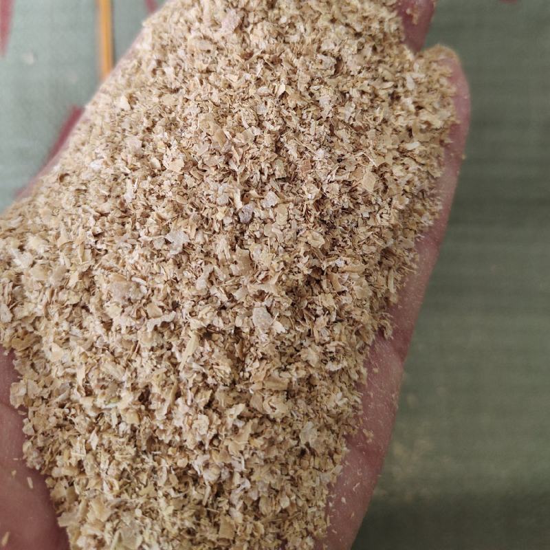 批发麸皮小麦麦麸大中小片混合麸皮禽畜养殖牛羊鸡鸭饲料