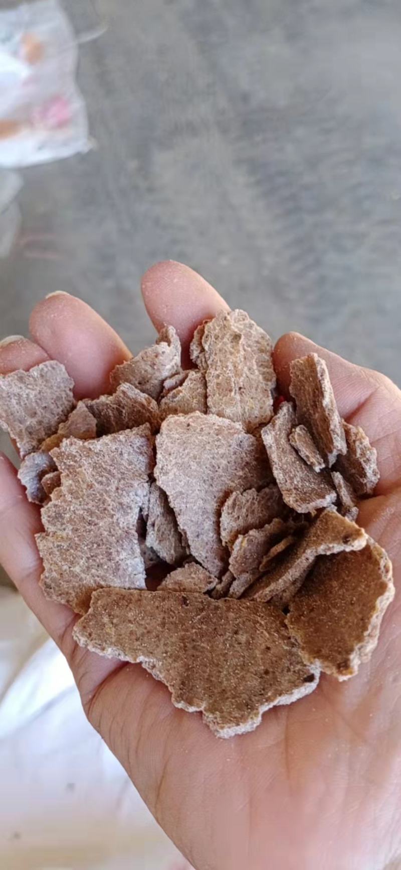 厂家直销花生饼，质量保证，量大优惠，养殖好饲料