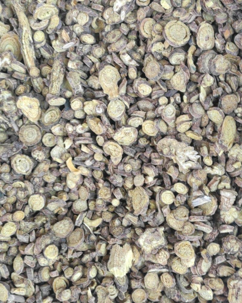 黄芩主营黄芩干货切片量大常年经营各种规格黄芩