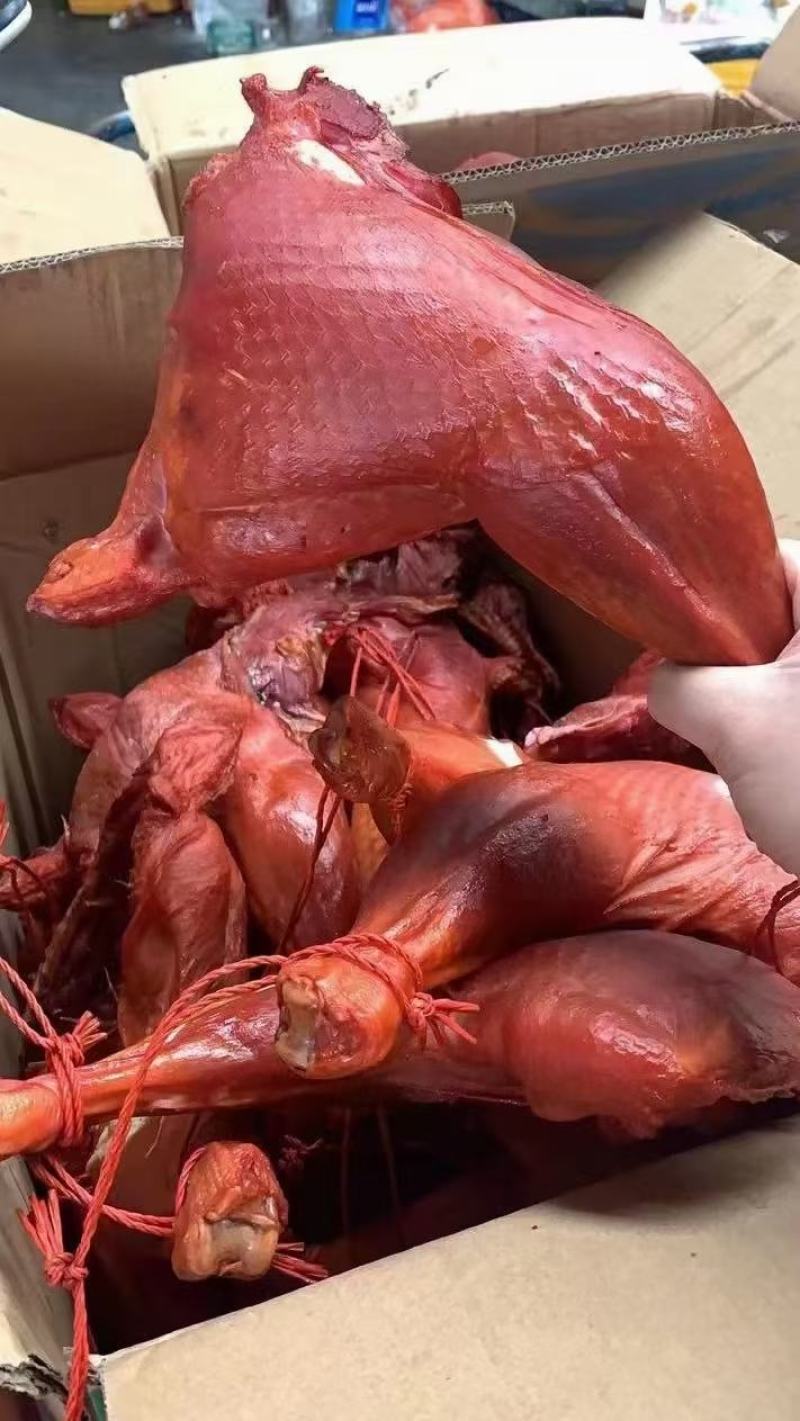 麻辣火鸡腿鸭边腿价格美丽一手货源江湖地摊展会