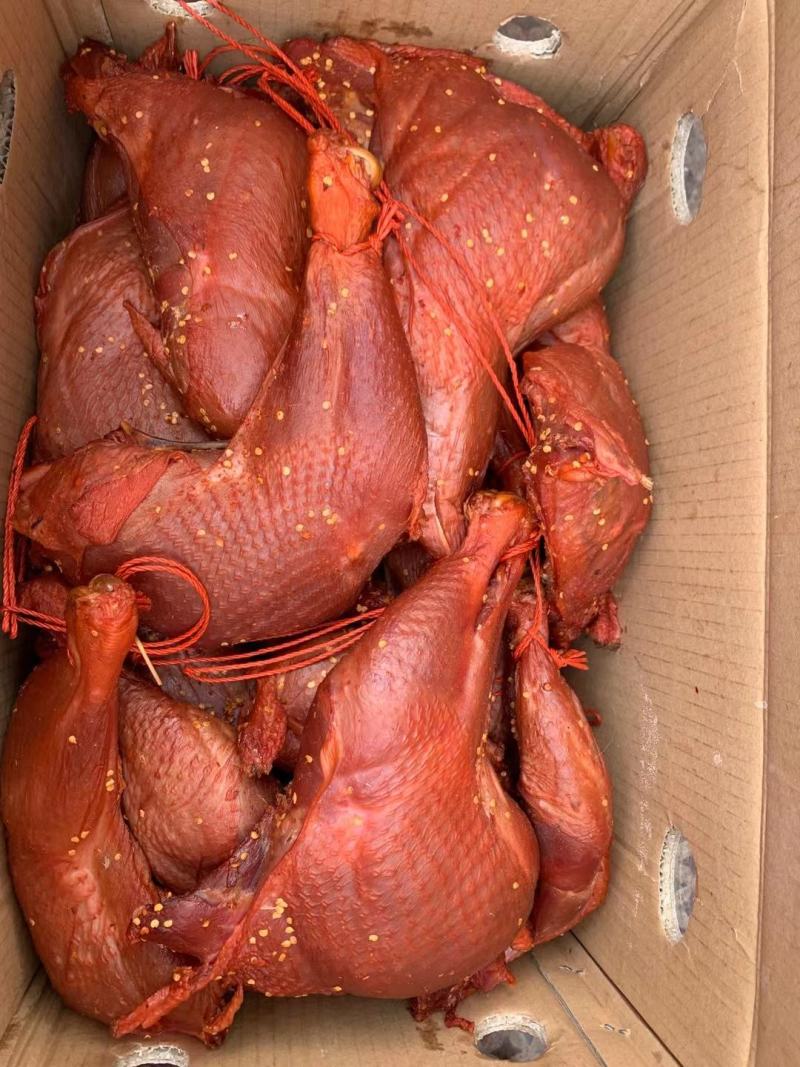麻辣火鸡腿鸭边腿价格美丽一手货源江湖地摊展会