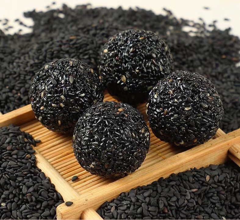黑芝麻球搭配早餐