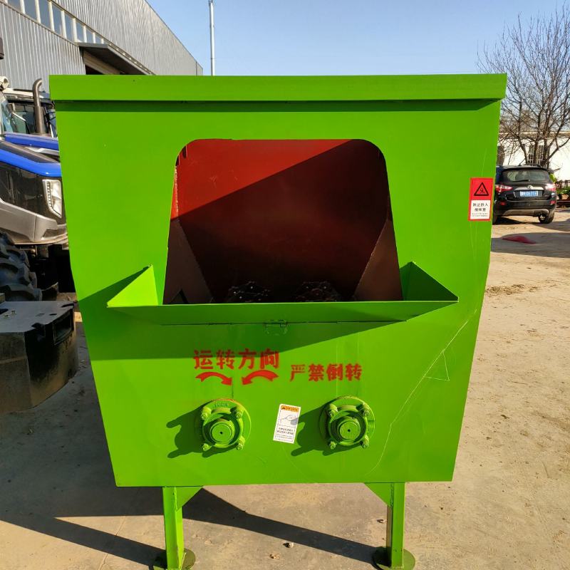 全日粮混合饲料搅拌机，搅拌均匀，出料干净，加厚钢板耐磨耐