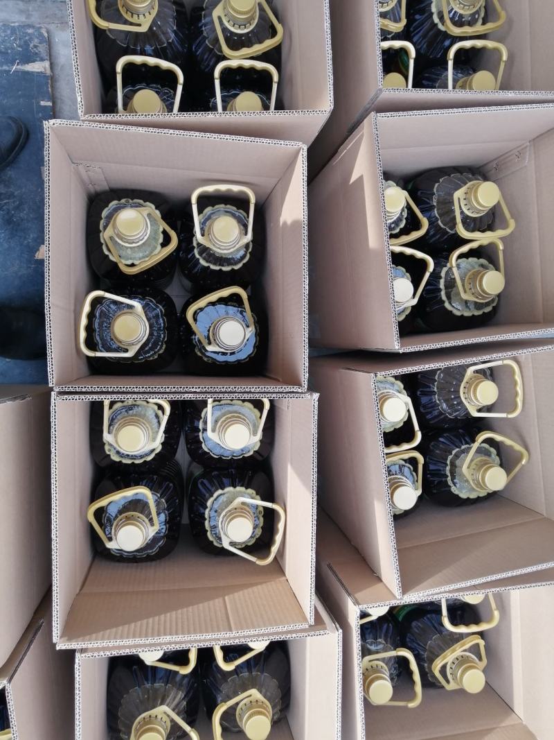 菜籽油浓香菜籽油，厂家直销，品质有保障，诚信经营，量大从优
