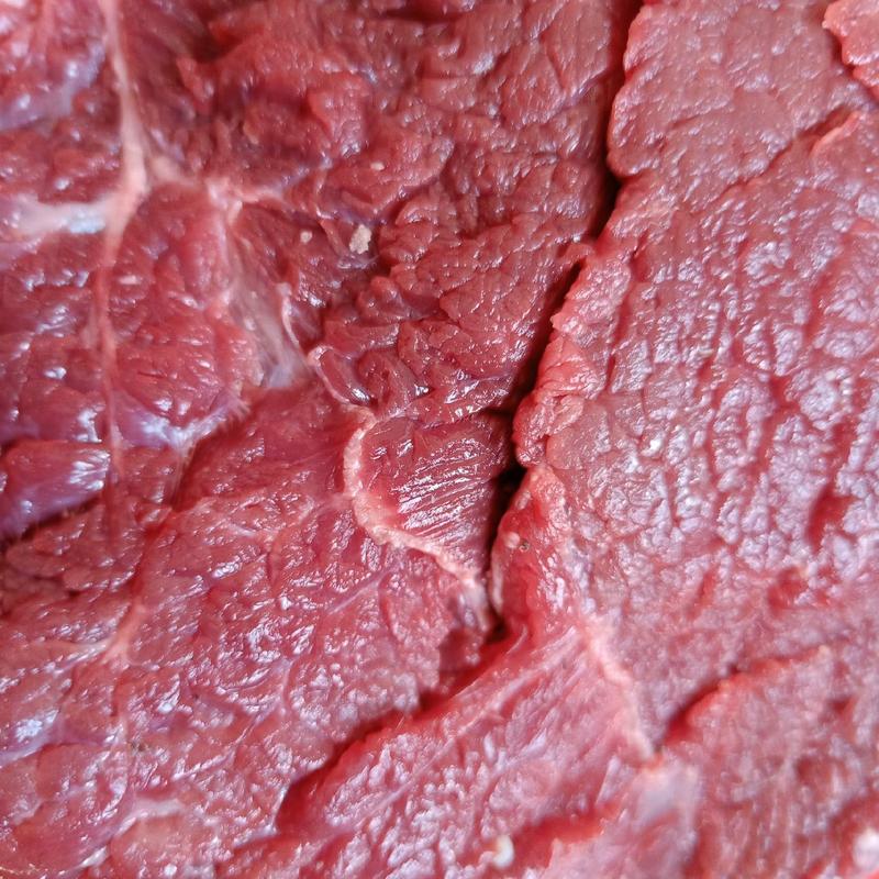 牛肉鲜肉黄牛肉，现宰杀的鲜牛肉，口感很好，是滋补上品