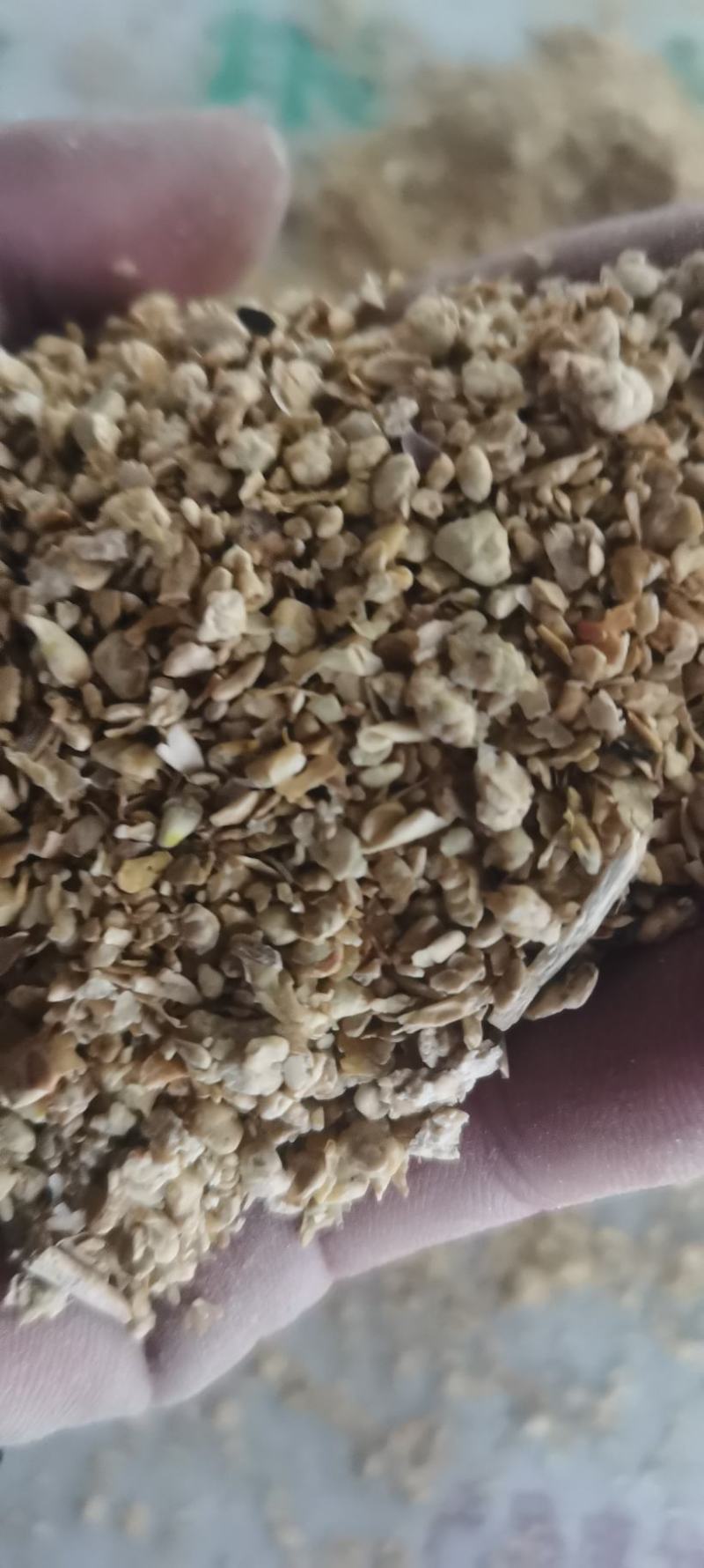 厂家直发优质豆粕牛羊猪饲料大量现货质优价廉量大从优