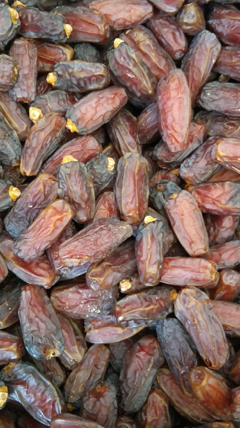 沙特阿拉伯椰枣特级麦蒂娜玛布隆椰枣十公斤整箱批发