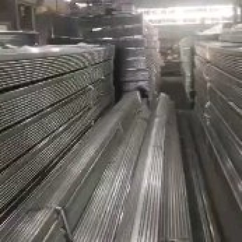厂家直销各种大棚骨架，管材，镀锌管，方管，热镀锌