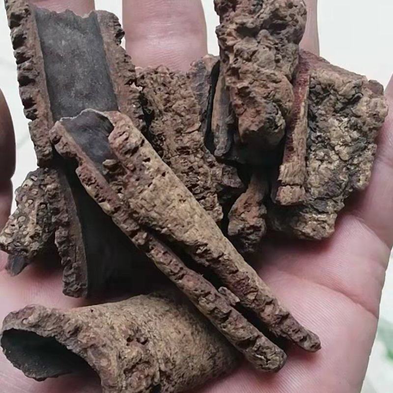 紫荆皮肉红冷背药材齐全不满意可退换货