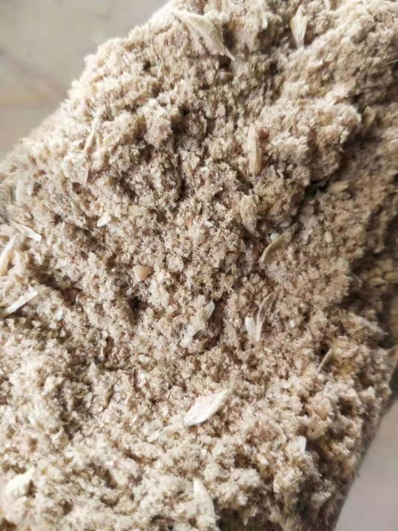 各种精品花生秧，纯麦糠，盖笋糠灰，麦毛，等