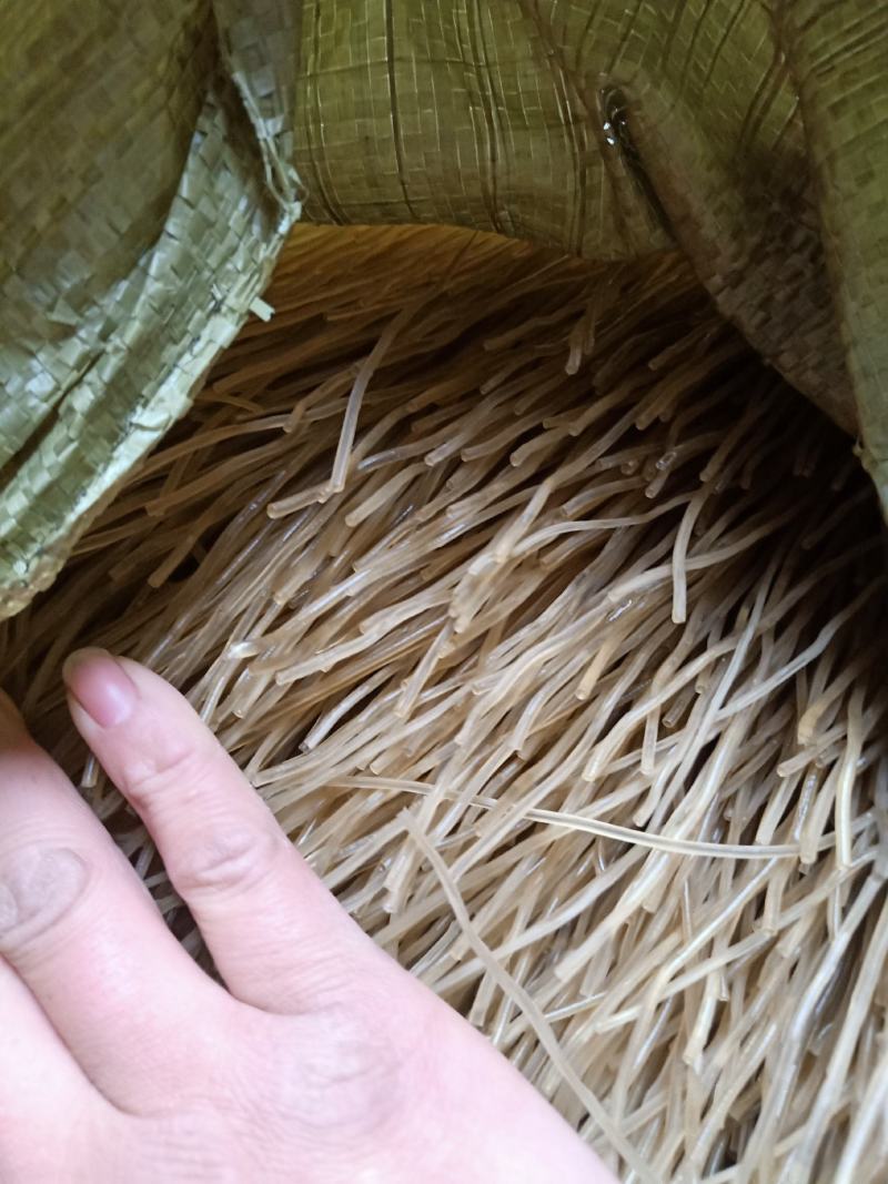 红薯粉条，质量保证，有任何质量问题包退换。
