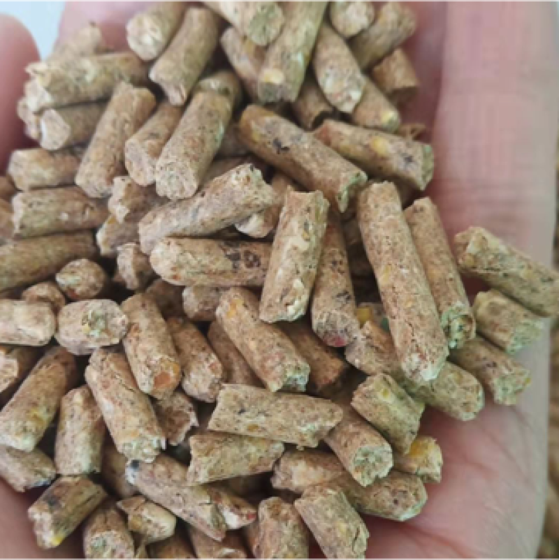 批量加工销售熟化草颗粒，牛羊马骆驼兔鹅草颗粒
