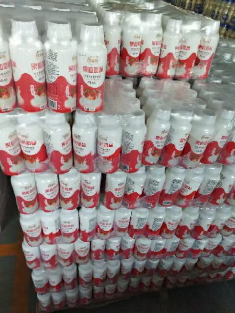 椰子汁丶乳酸菌丶复合果汁、果粒奶昔厂家直销，量大价优！